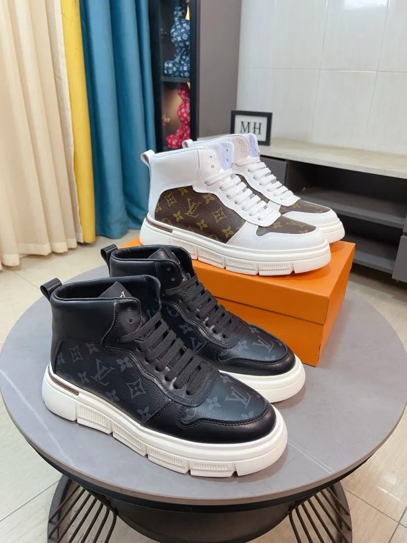 Men's shoes 💰440🌹🌹GUCCI [Gucci] New high-top men's shoes, a high-end brand, the latest fashionable casual men's shoes, trendy and versatile, relaxed and sporty style, uppers imported from Italy, first-layer cowhide, genuine leather lining, and ultra-fine workmanship. Original personalized fashionable rubber wear-resistant outsole, light and comfortable on the foot, size 38-44